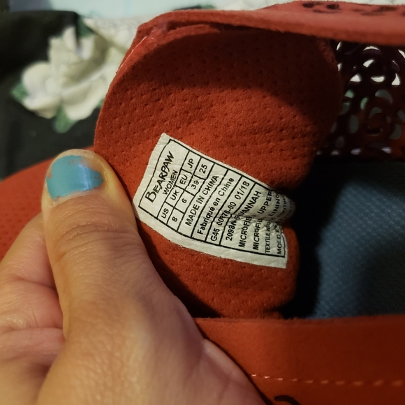 BEARPAW Rust Red/Orange Floral Cutout Sneakers - Picture 10 of 11